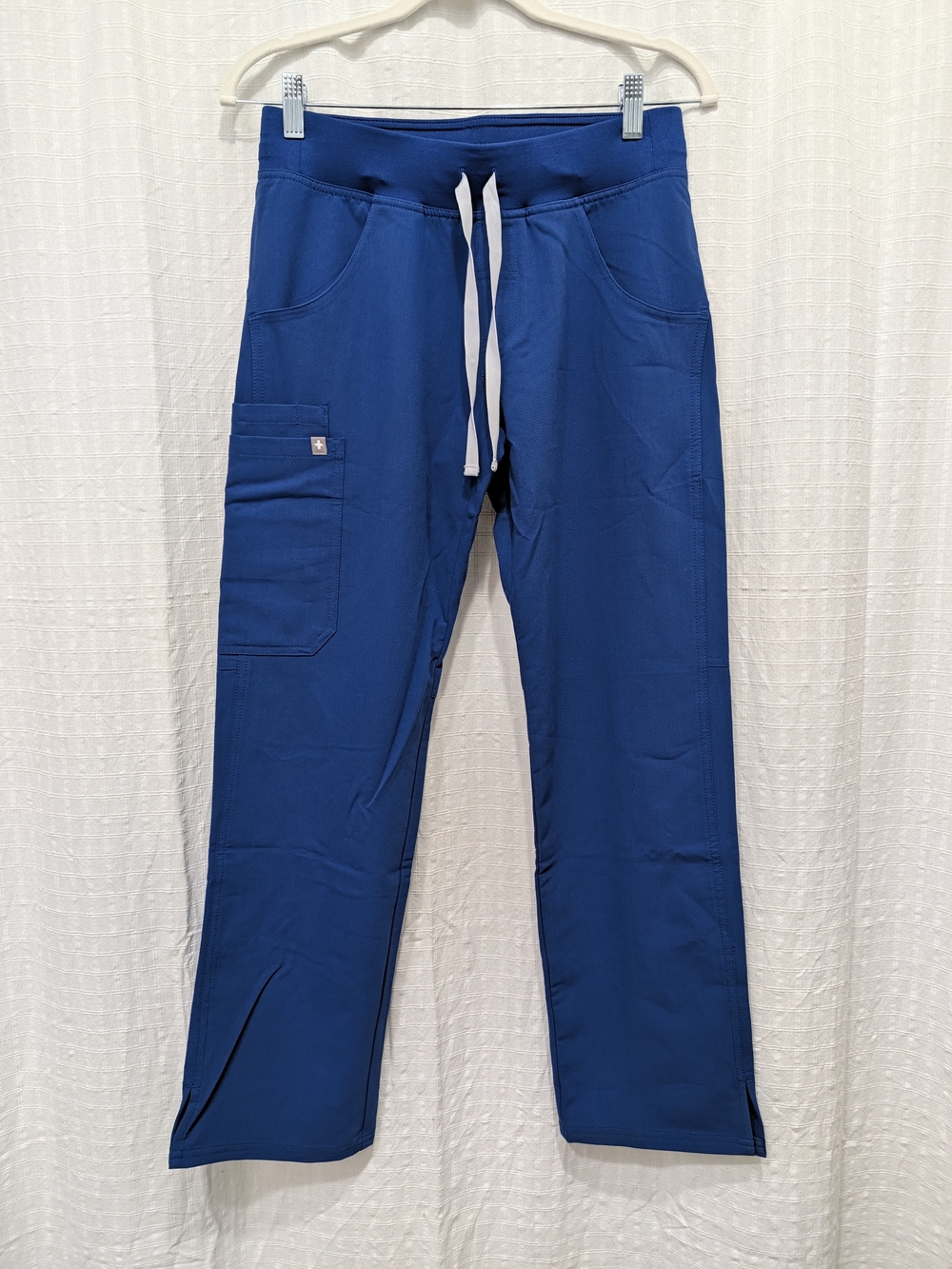 Figs Woman's Drawstring Kade Cargo Scrubs Royal Blue Petite XS